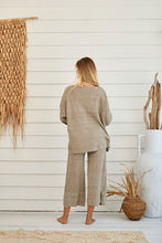 Load image into Gallery viewer, Retreat Cotton Twist Pullover - Olive x White