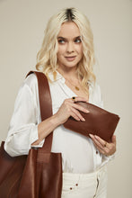 Load image into Gallery viewer, Penni Tote Maple