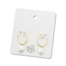 Load image into Gallery viewer, Prosperity Pearl Oval Hoop Earrings