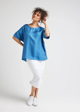 Load image into Gallery viewer, Dua Silk/Bamboo Top Ocean blue