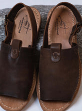 Load image into Gallery viewer, Gennarino Sandals Brown