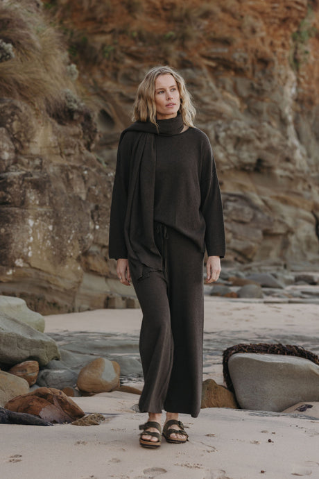 Winter Retreat Merino Pant - Sable